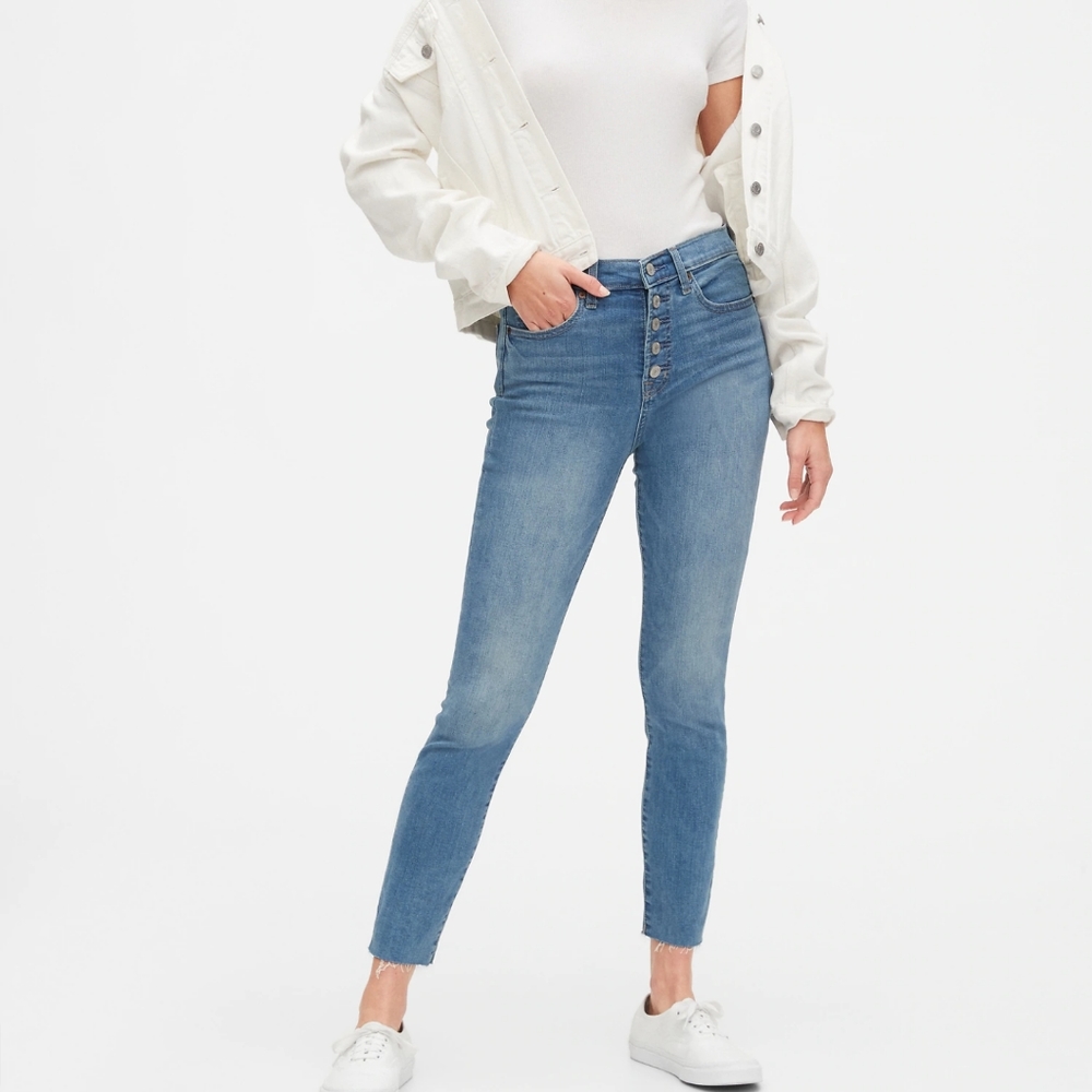 Gap true skinny button fly raw hem jeans size 25
